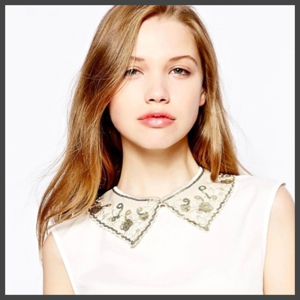 Johnny Loves Rosie Embroidered Collar Necklace